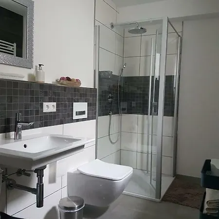 Bei Alex بيت ضيافة