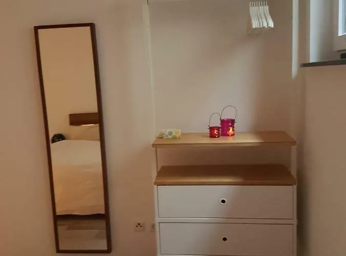 Bei Alex エッテンハイム